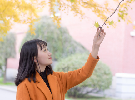 光明乳业独家赞助《故事里的中国》第二季继续在央视频道热播