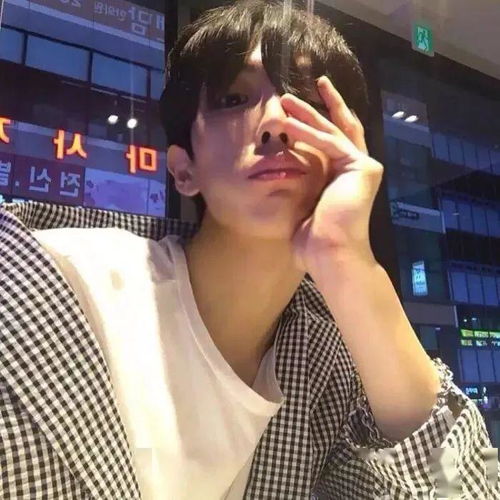 哈萨克斯坦:阿拉木图夏日