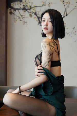 欧宝综合